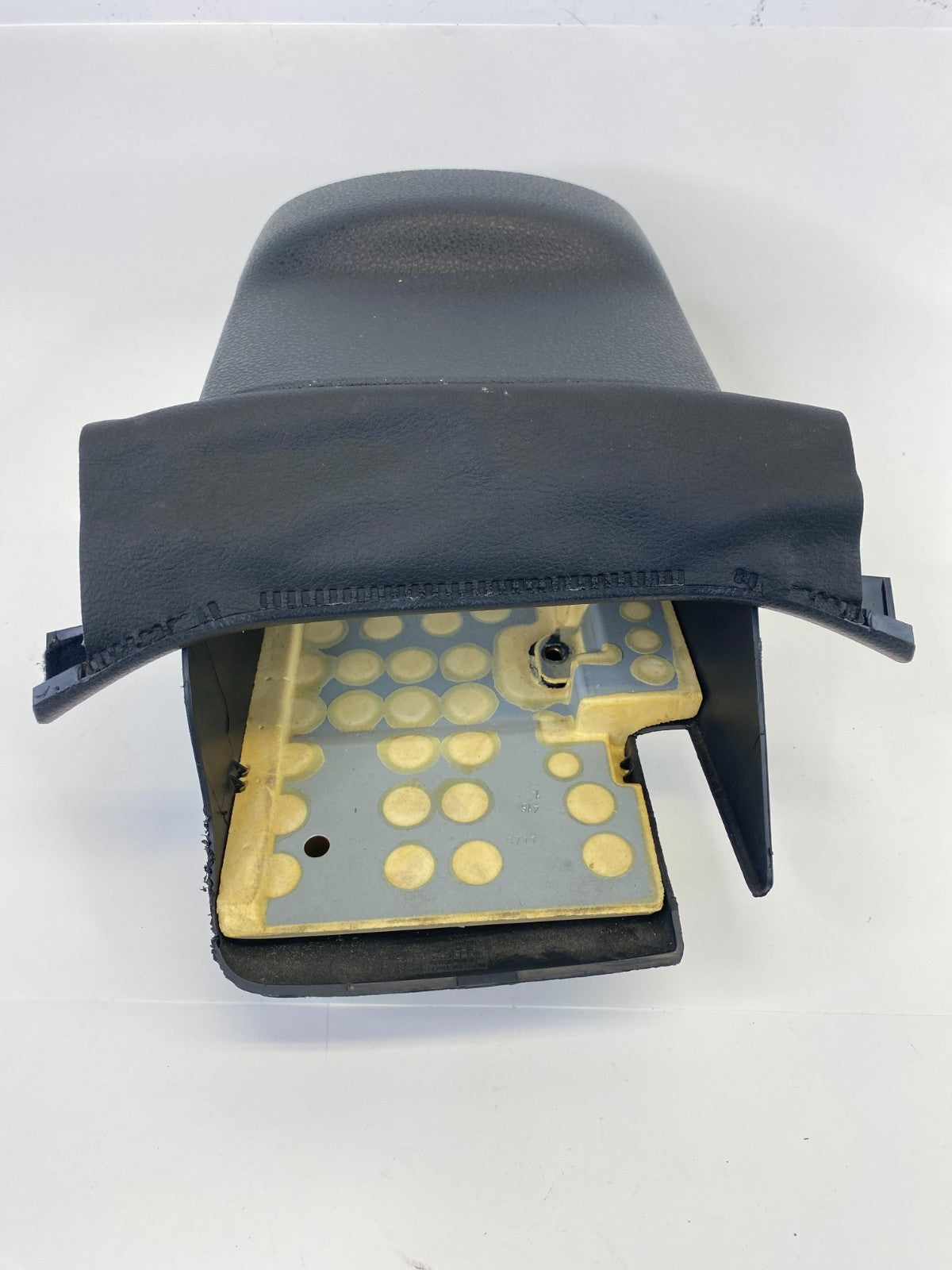 2012-2016 Volkswagen Passat Sedan Steering Column Cover Shroud Bezel Cover Trim