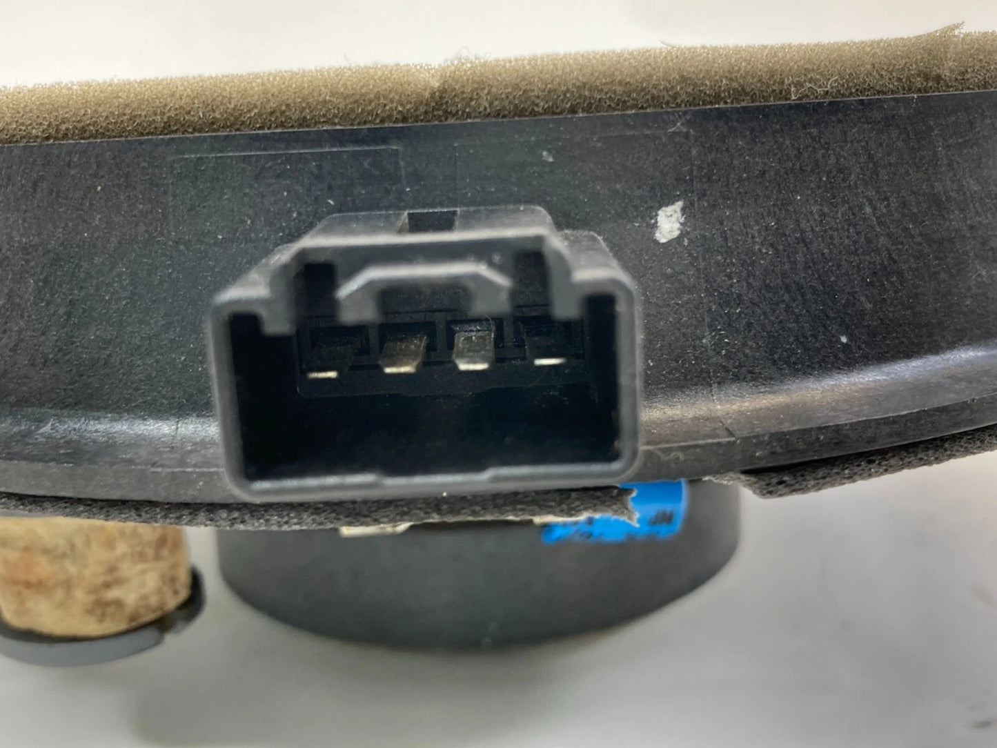 12-18 FORD FOCUS REAR RIGHT SIDE DOOR AUDIO SPEAKER ASSEMBLY 6M2T-18808-FC OEM