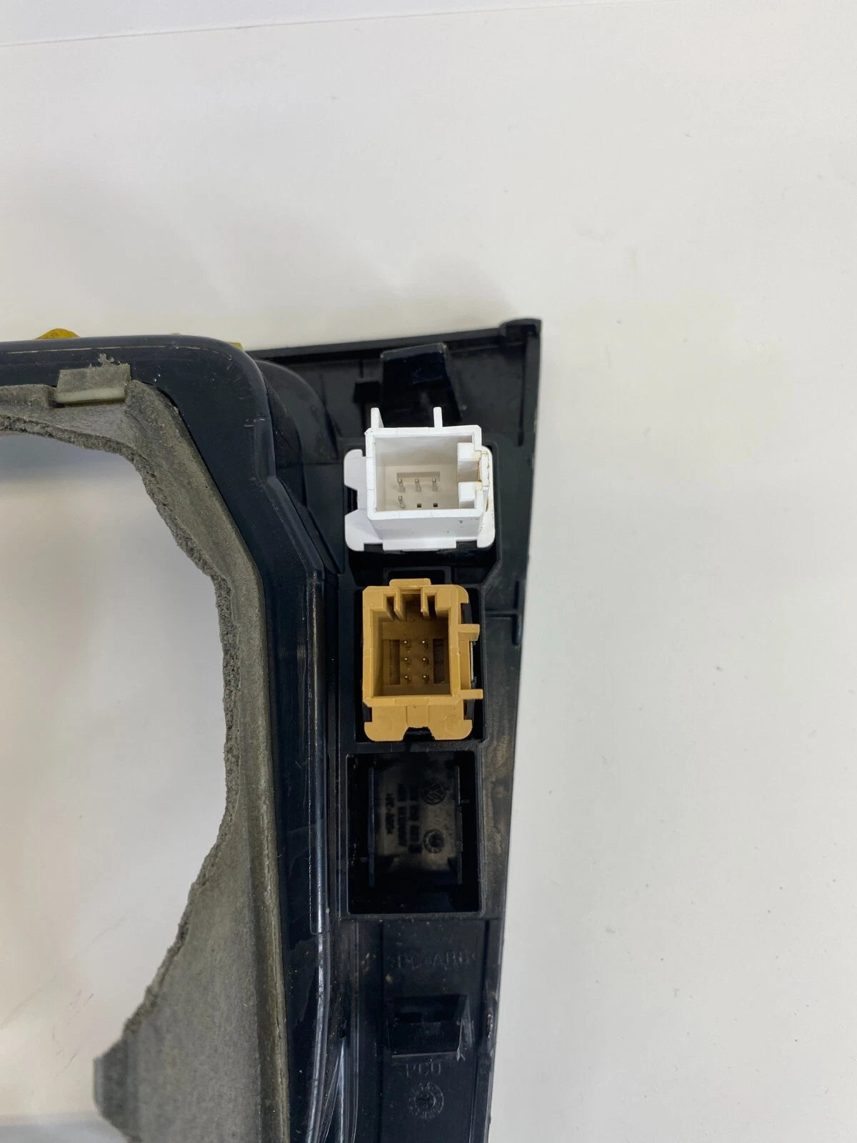 09-17 VOLKSWAGEN CC SEDAN CENTER CONSOLE SHIFTER SHIFT BEZEL TRIM 3C0864263G OEM