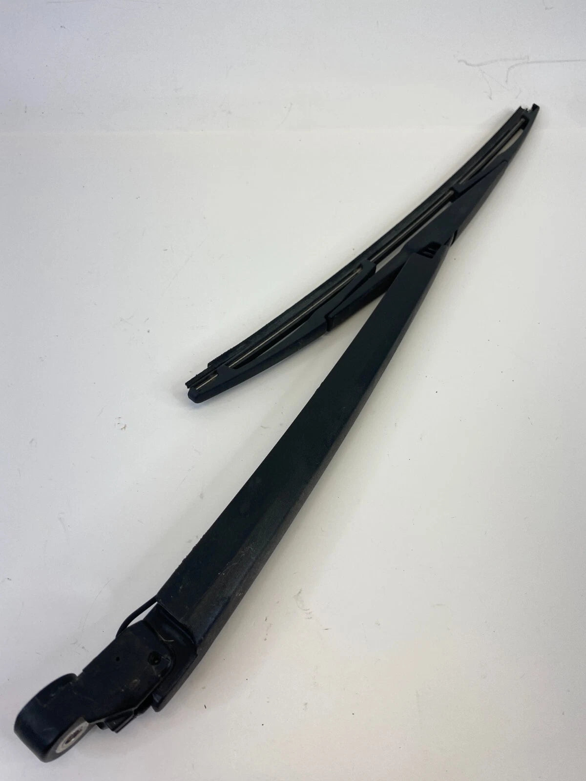 2007-2012 MAZDA CX-7 CX7 2007-2015 CX-9 REAR BACK TAILGATE WIPER ARM OEM