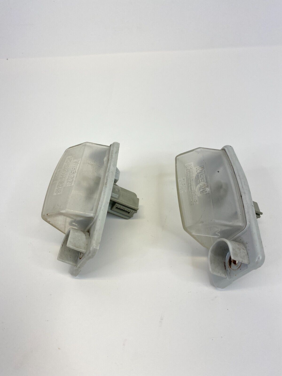 07-13 Nissan Altima 09-14 Maxima Sedan Rear License Plate Light Lamp Set OEM