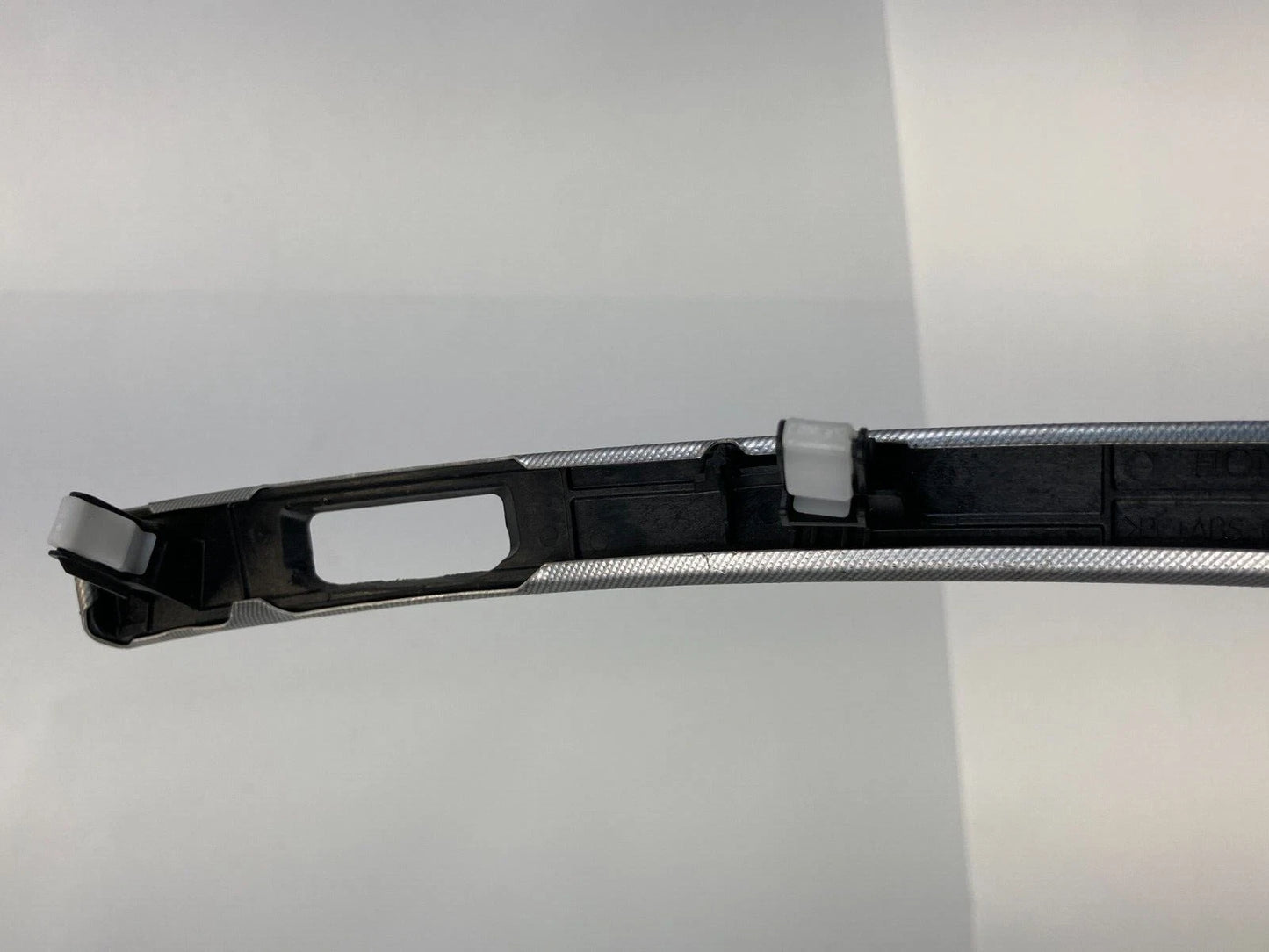 04-08 ACURA TL DASH RIGHT PASSENGER SIDE TRIM MOLDING PANEL BEZEL 77560-SEP-A010