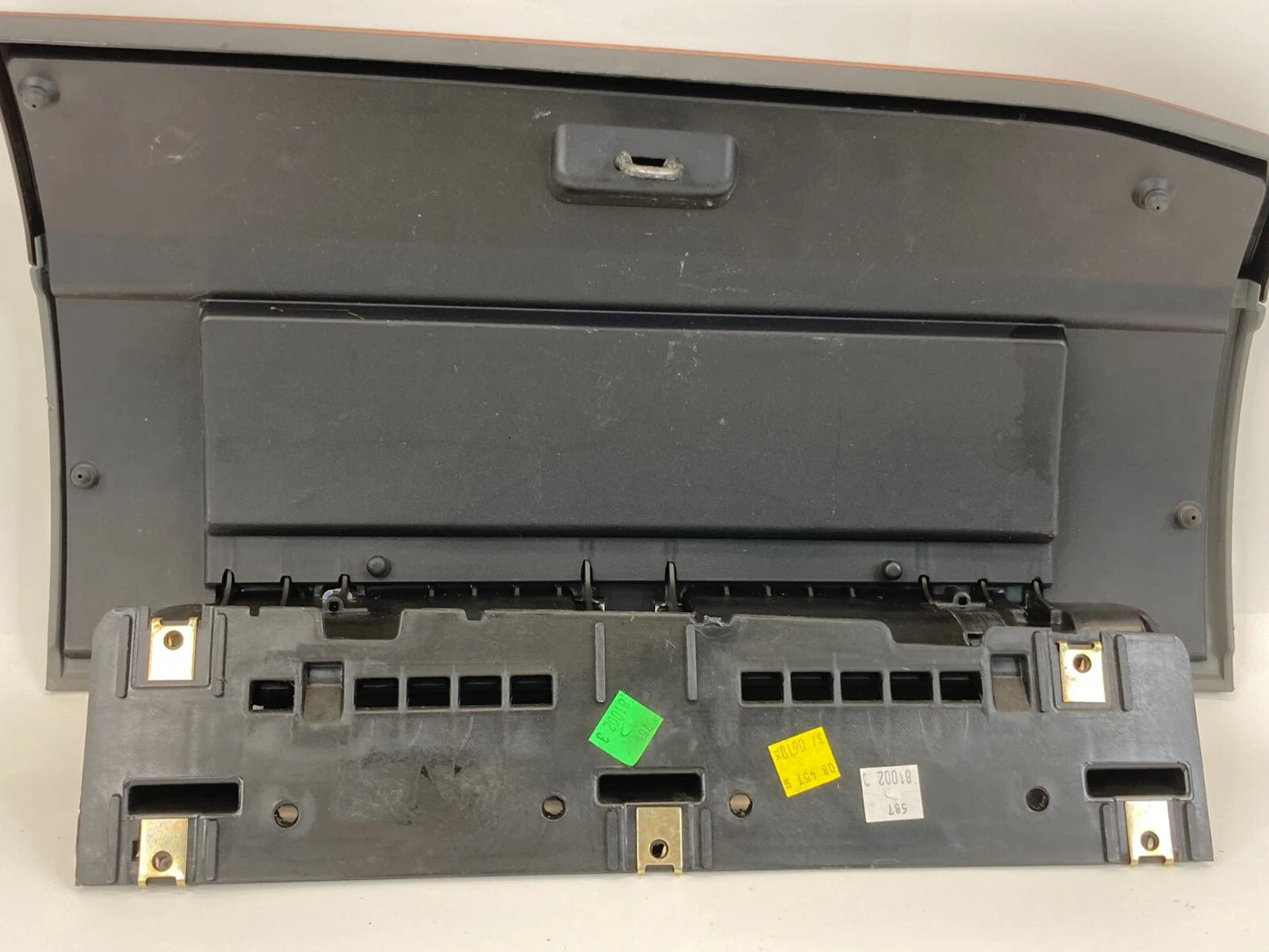 2008-2010 TOWN & COUNTRY GRAND CARAVAN GLOVE BOX DOOR LID COVER UPPER