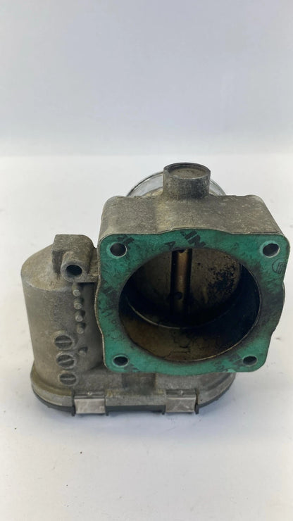 01-05 VOLKSWAGEN PASSAT 1.8L TURBO THROTTLE BODY VALVE ASSEMBLY OEM 06B133062M