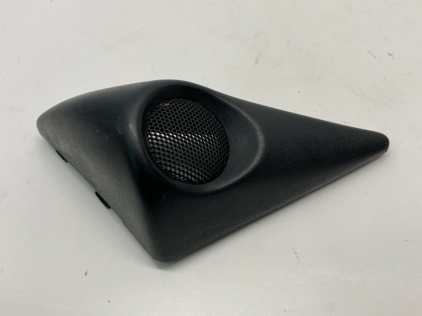 1997-2003 Mitsubishi Diamante Front Right Passenger Inner Tweeter Speaker Cover