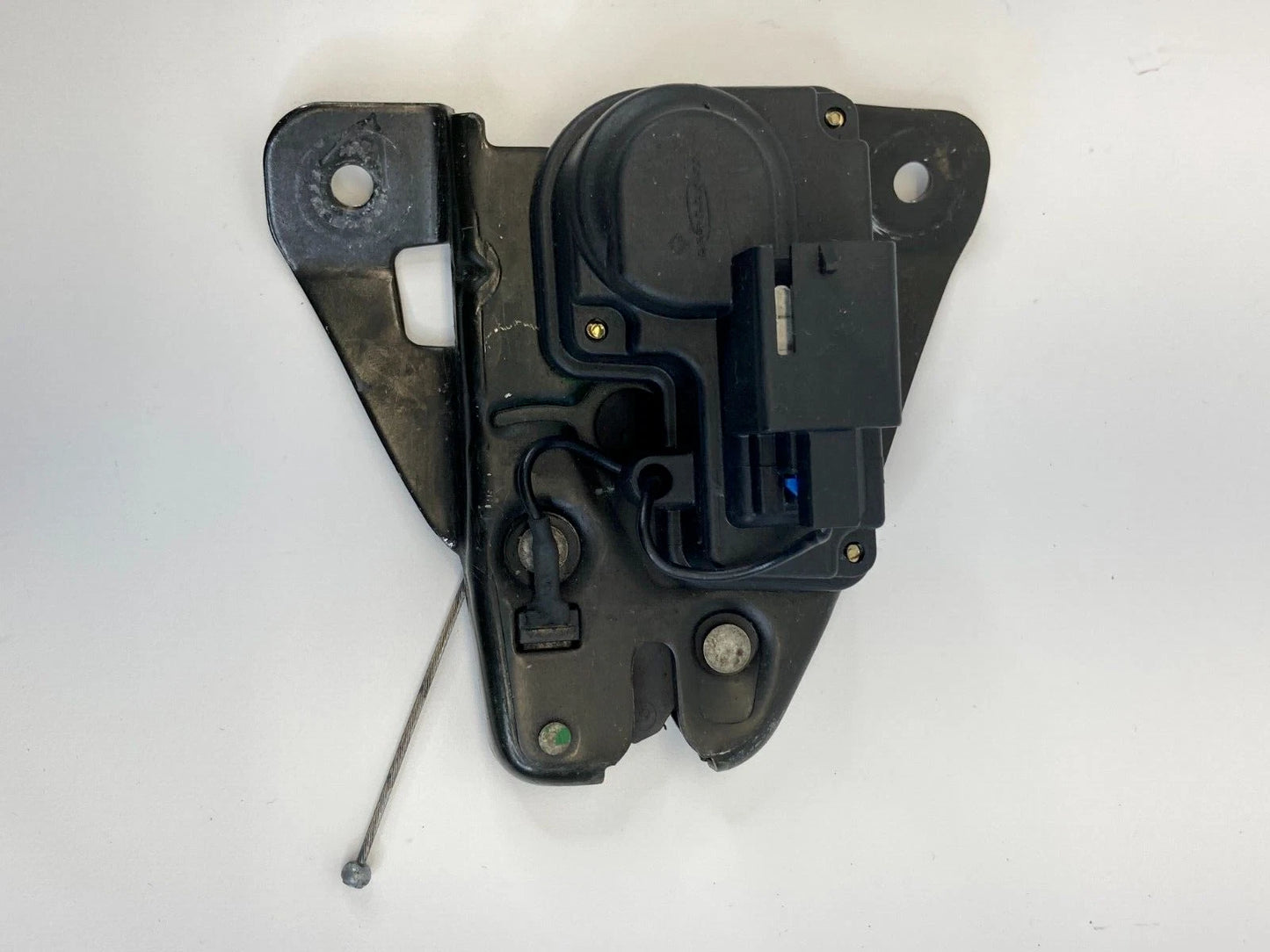 2005-2007 CHRYSLER 300 SEDAN REAR TRUNK DECK LID LOCK LATCH ACTUATOR RELEASE OEM