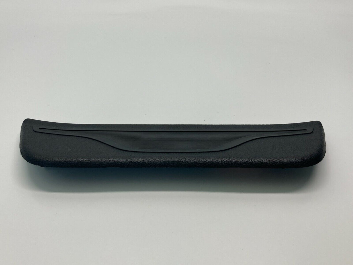 11-16 Hyundai Elantra Rear Right Side Door Trim Step Sill Scuff Plate 85887-3Y00