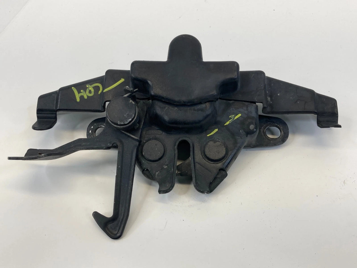 2004-2010 TOYOTA SIENNA FRONT HOOD LOCK LATCH RELEASE ACTUATOR ASSEMBLY OEM