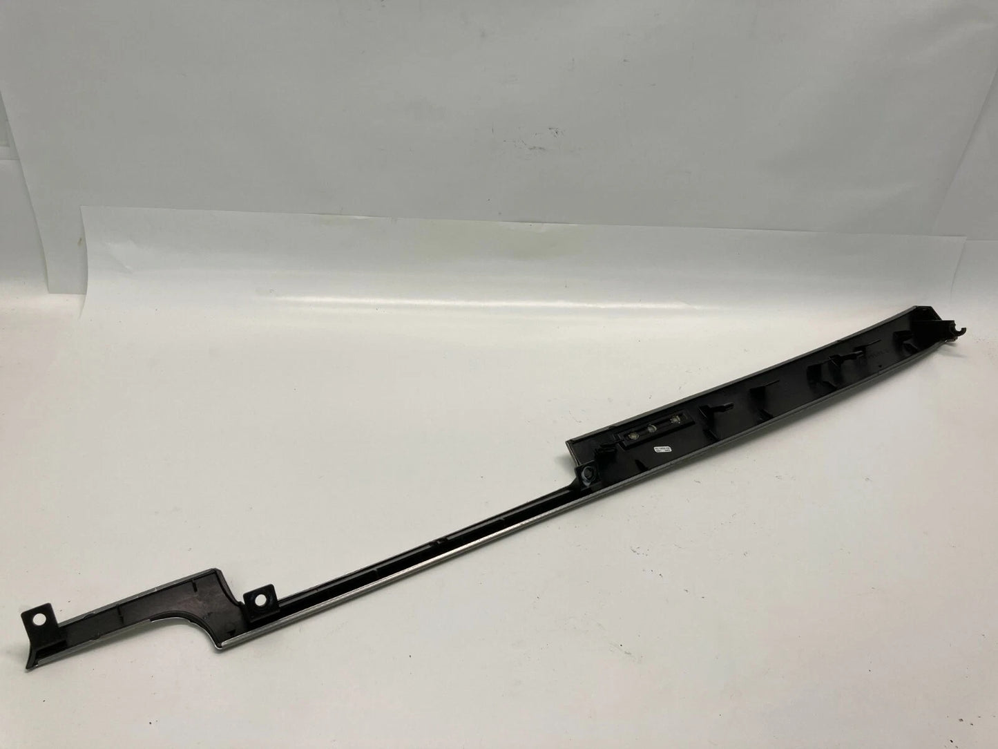 2002-2005 AUDI A4 QUATTRO RIGHT PASSENGER DASH TRIM SILVER BEZEL 8E1853190AC