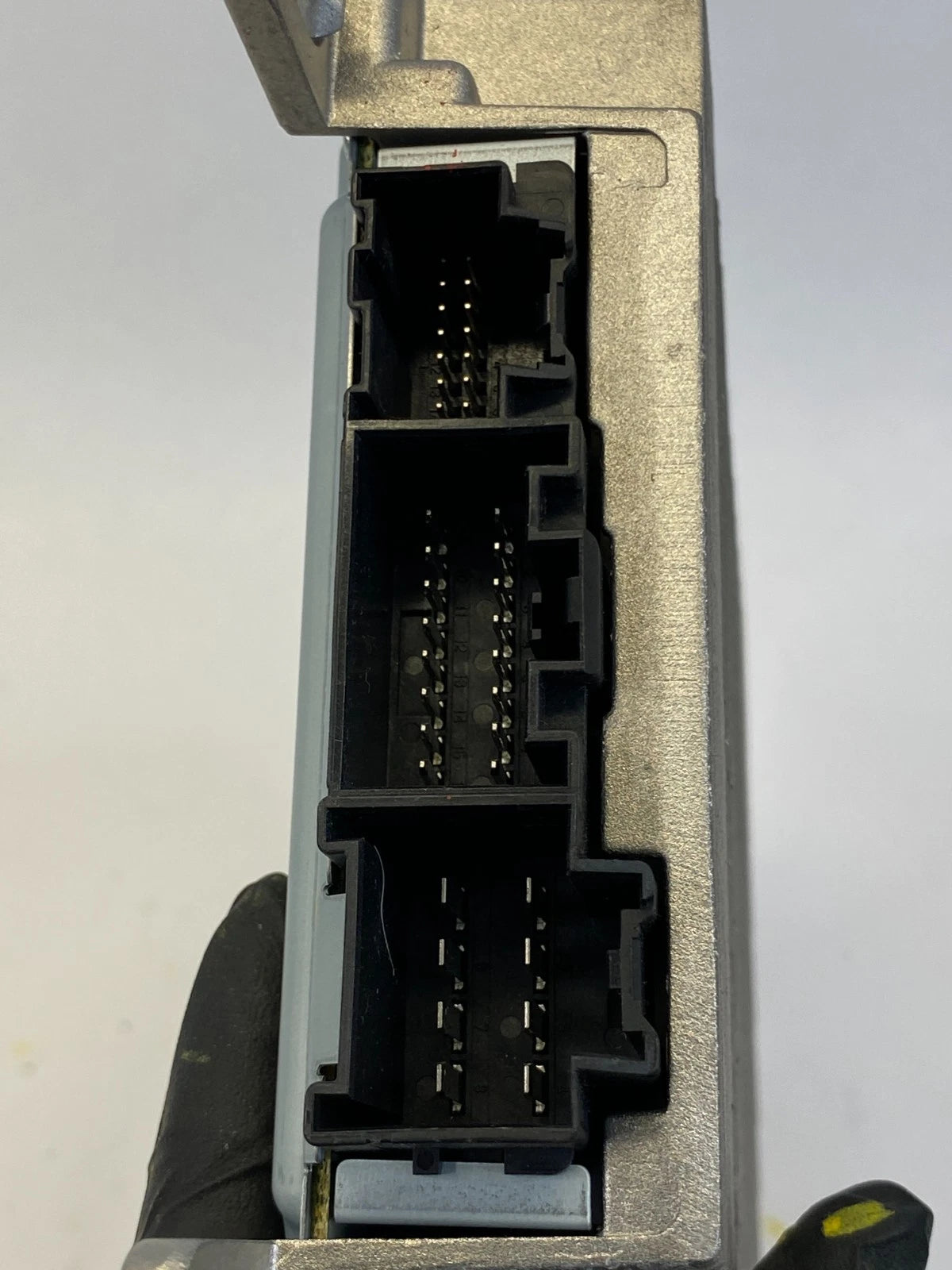 10-17 TERRAIN CHEVY EQUINOX RADIO AUDIO SOUND AMPLIFIER AMP PIONEER OEM 20872156