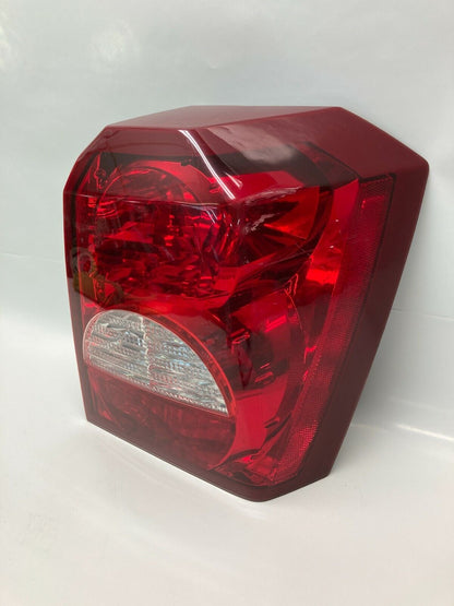 2008 09 10 11 2012 Dodge Caliber Right Passenger Side Tail Light Lamp Taillight