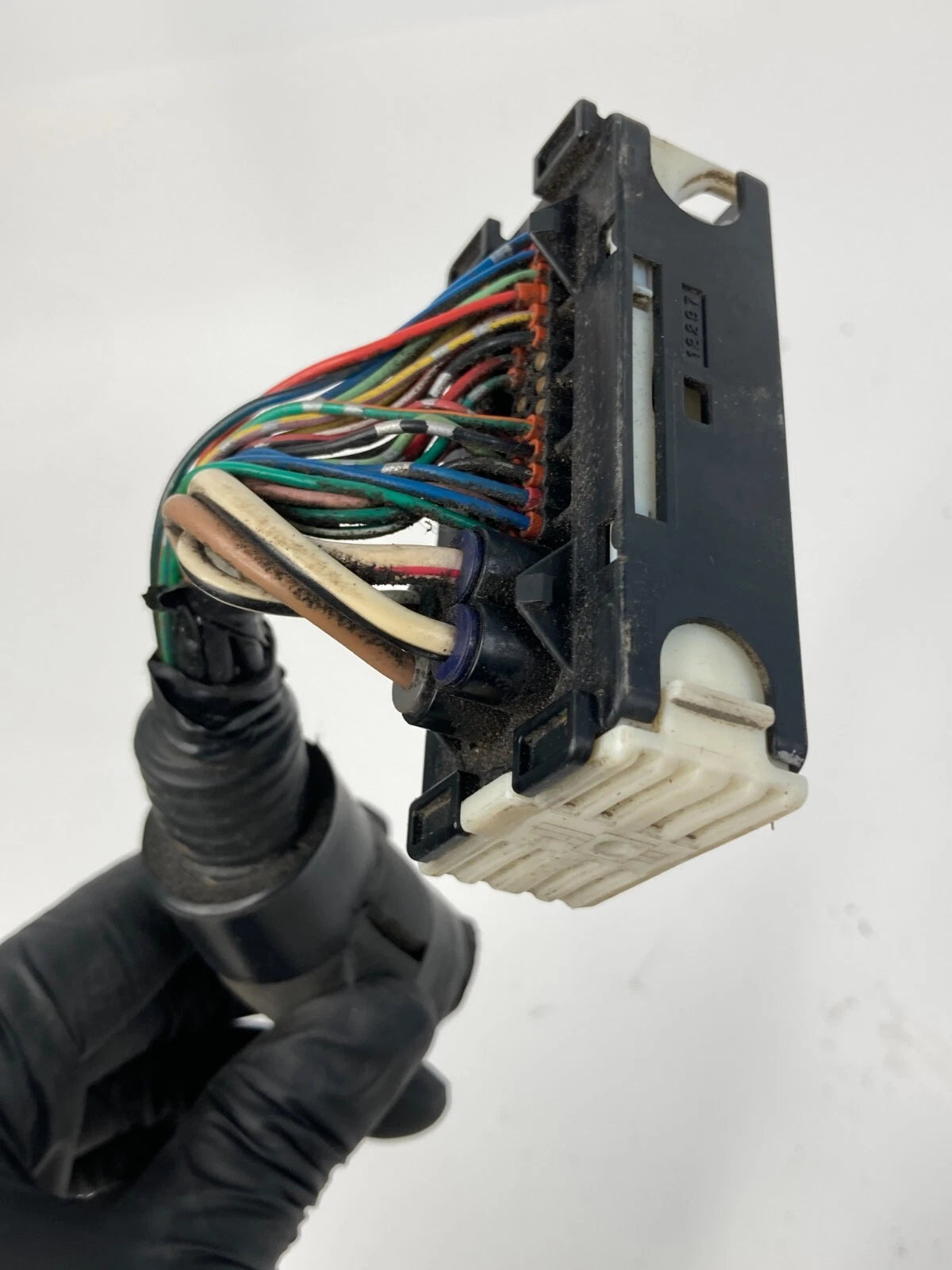 2006-2008 LEXUS IS250 IS350 2.5L 4WD ABS ANTI LOCK BRAKE RELAY PLUG CONNECTOR