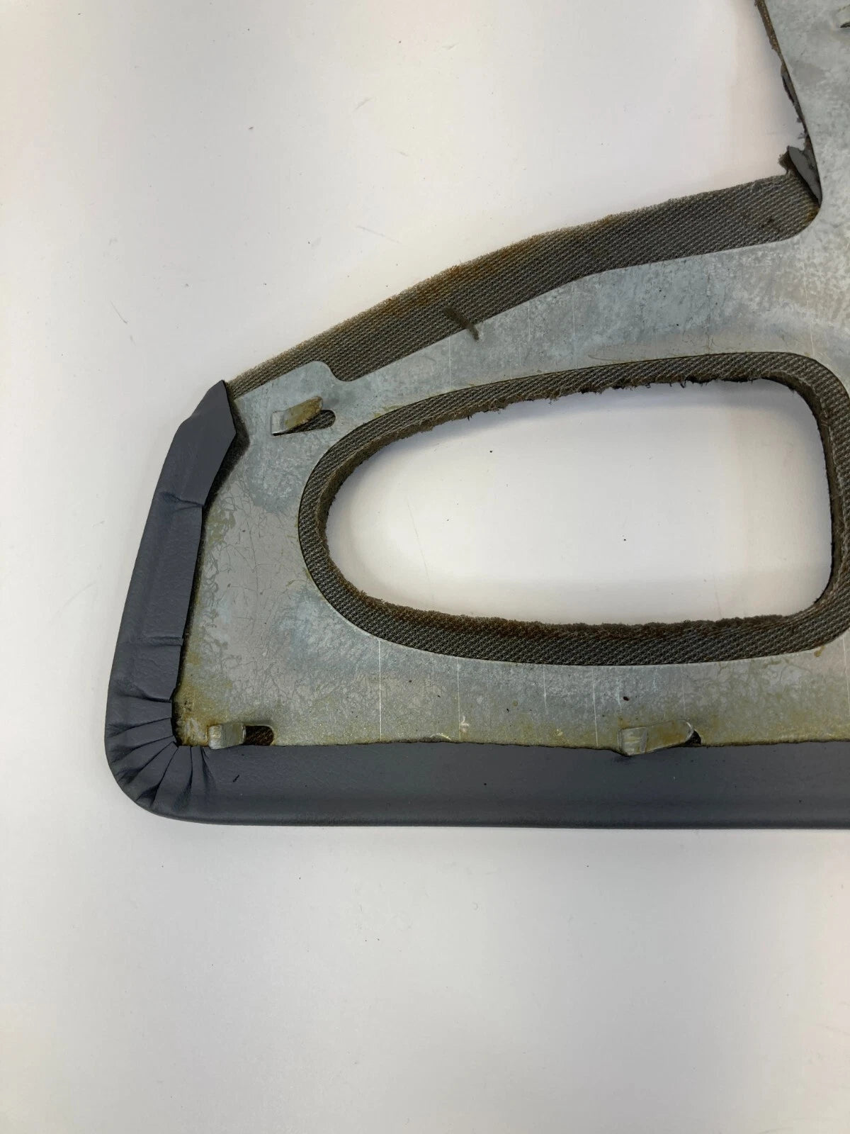 2001-2006 HYUNDAI ELANTRA REAR RIGHT PASSENGER DOOR PANEL HANDLE COVER TRIM OEM