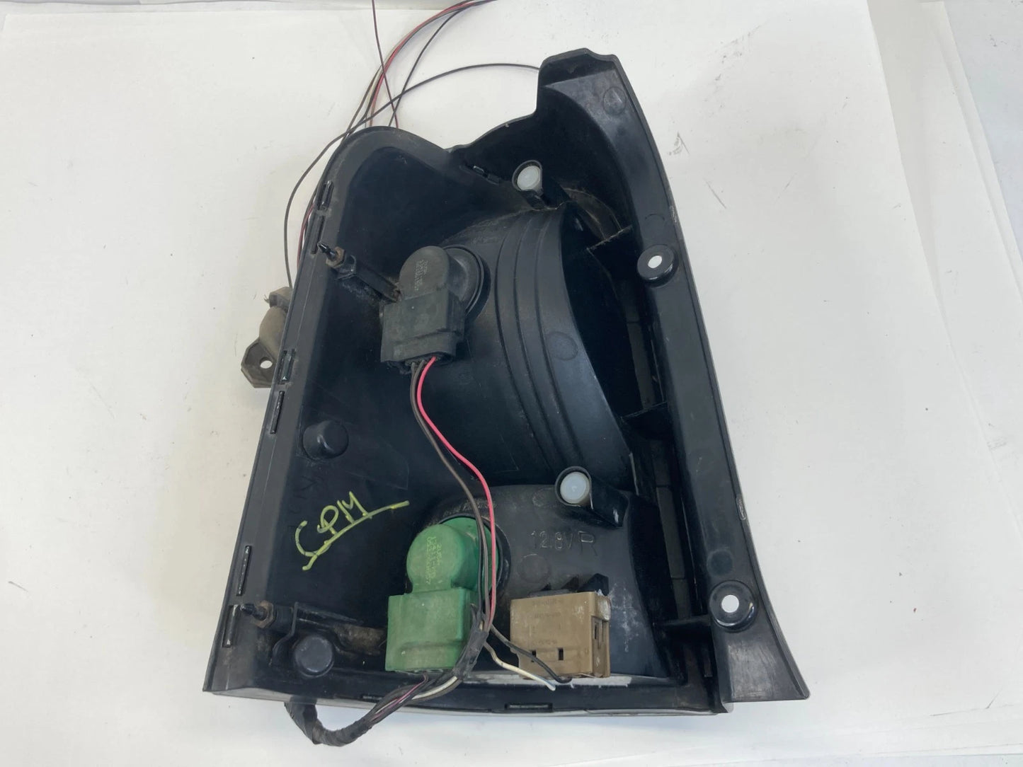 2005-2007 MERCURY MARINER REAR RIGHT SIDE TAILLIGHT TAIL LAMP 5E64-13B504-A OEM