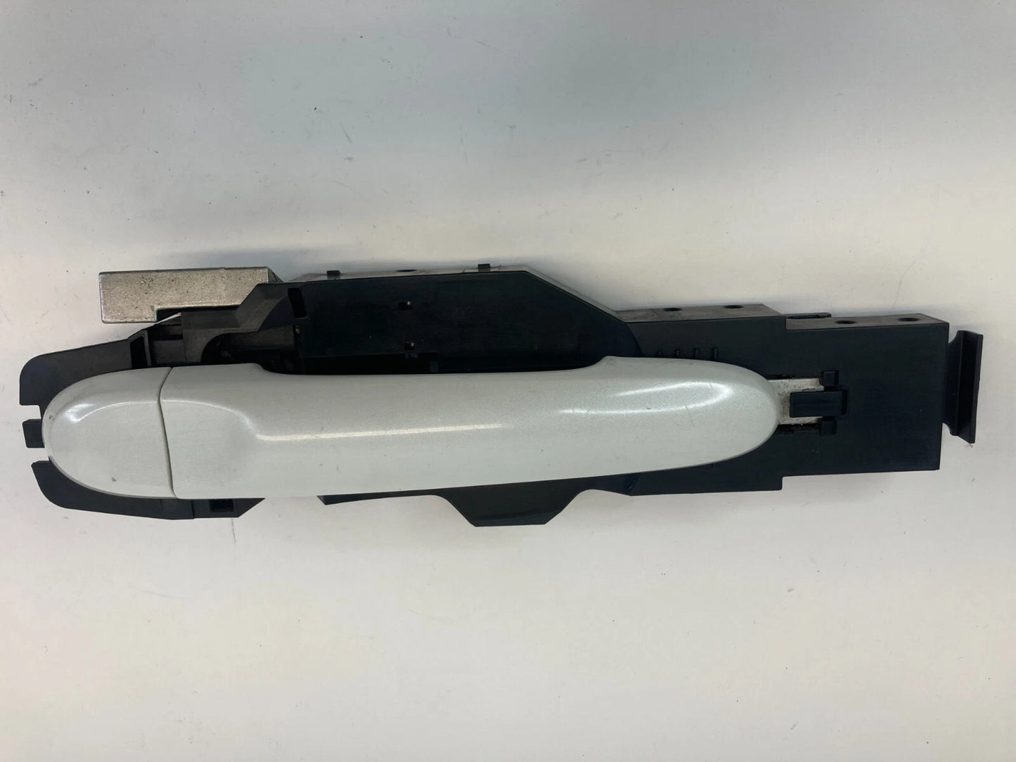 2011-2017 NISSAN JUKE FRONT RIGHT PASSENGER SIDE EXTERIOR DOOR HANDLE FR RH OEM