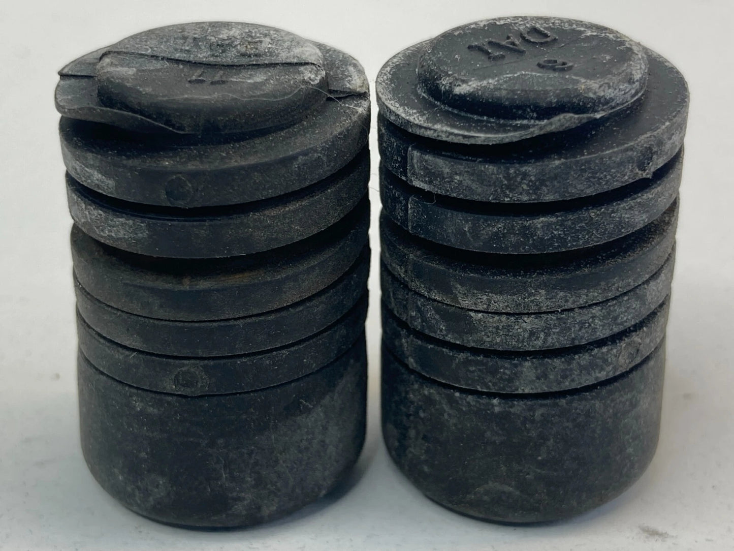 2005-2015 HYUNDAI TUCSON FRONT HOOD RUBBER CUSHION BUFFER STOPPER BUMPER SET OEM