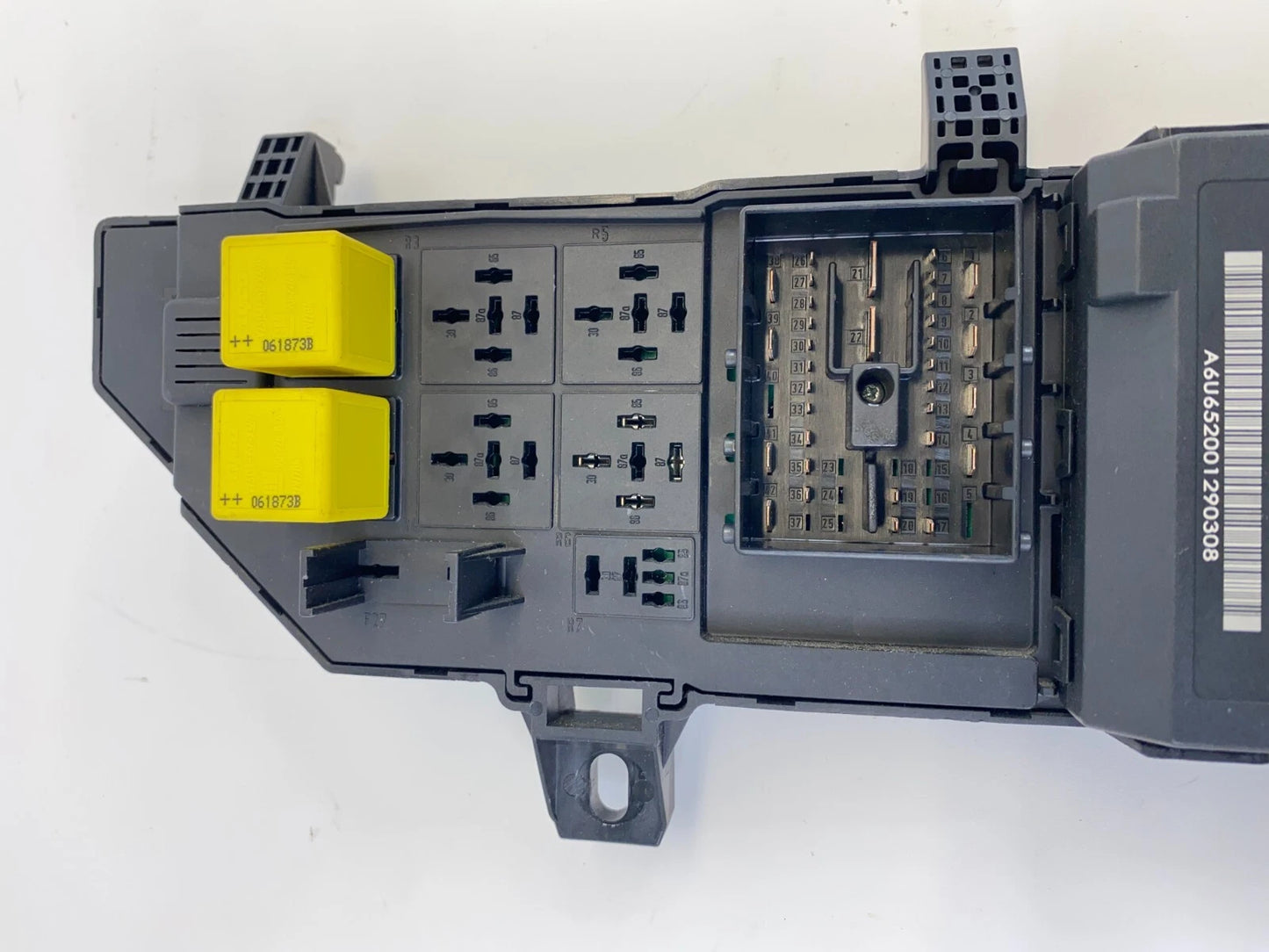 03-09 SAAB 9-3 2.0L UNDER DASH FUSE RELAY BOX W BODY CONTROL MODULE 12798346 OEM