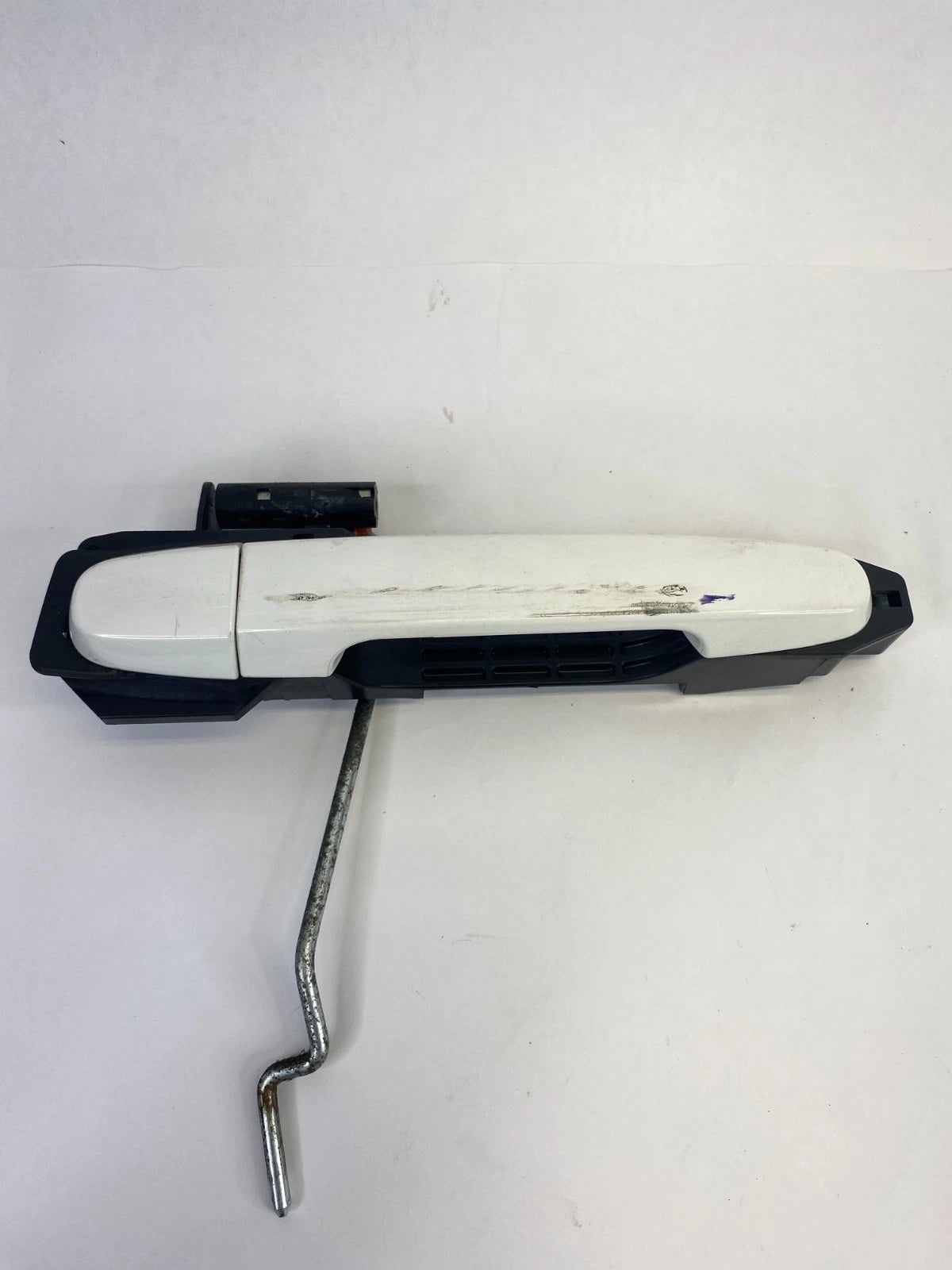 2009-2013 TOYOTA COROLLA FRONT RIGHT PASSENGER EXTERIOR OUTER DOOR HANDLE OEM