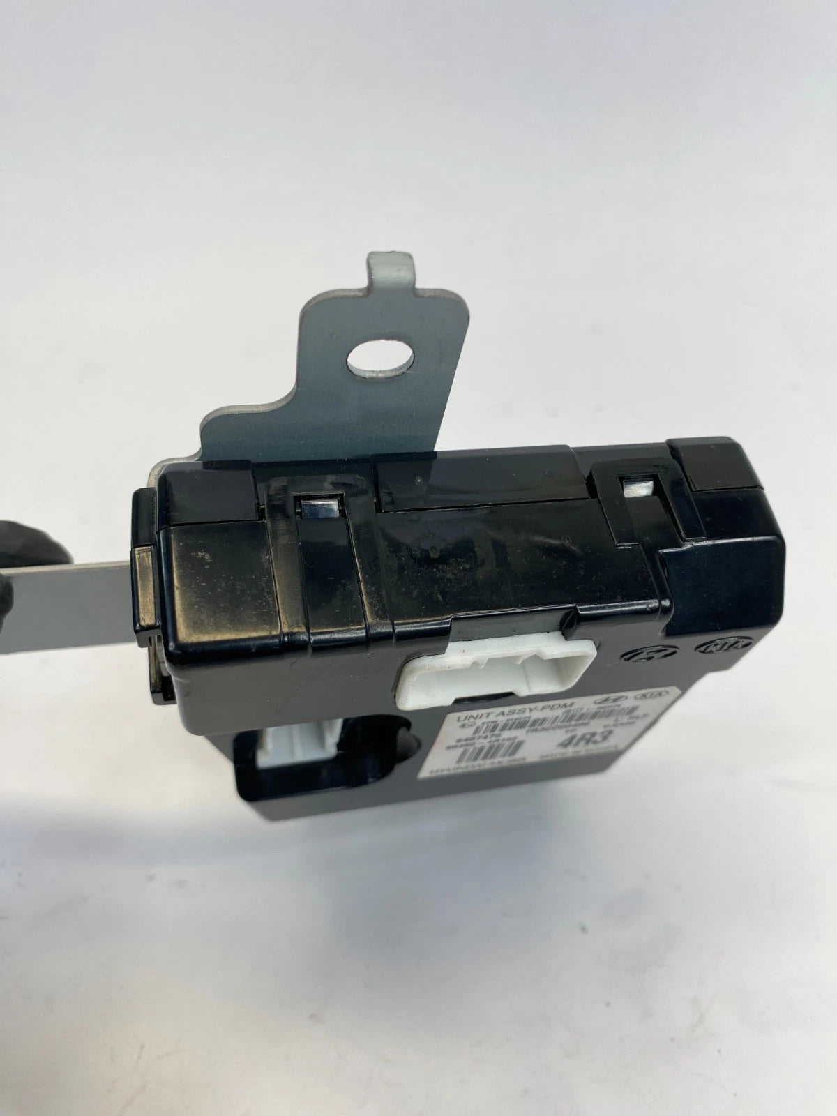 2012-2015 HYUNDAI SONATA HYBRID POWER SUPPLY CONTROL MODULE 95460-4R102 OEM