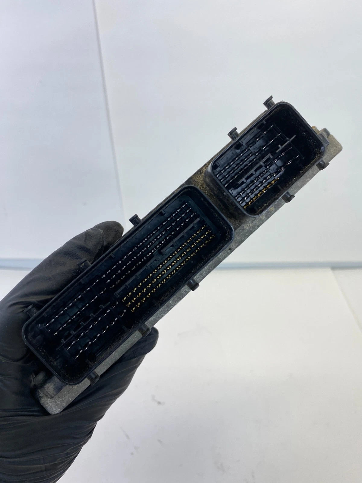 2010-2015 TOYOTA PRIUS ELECTRONIC ENGINE CONTROL MODULE ECM ECU FRONT 8966147390
