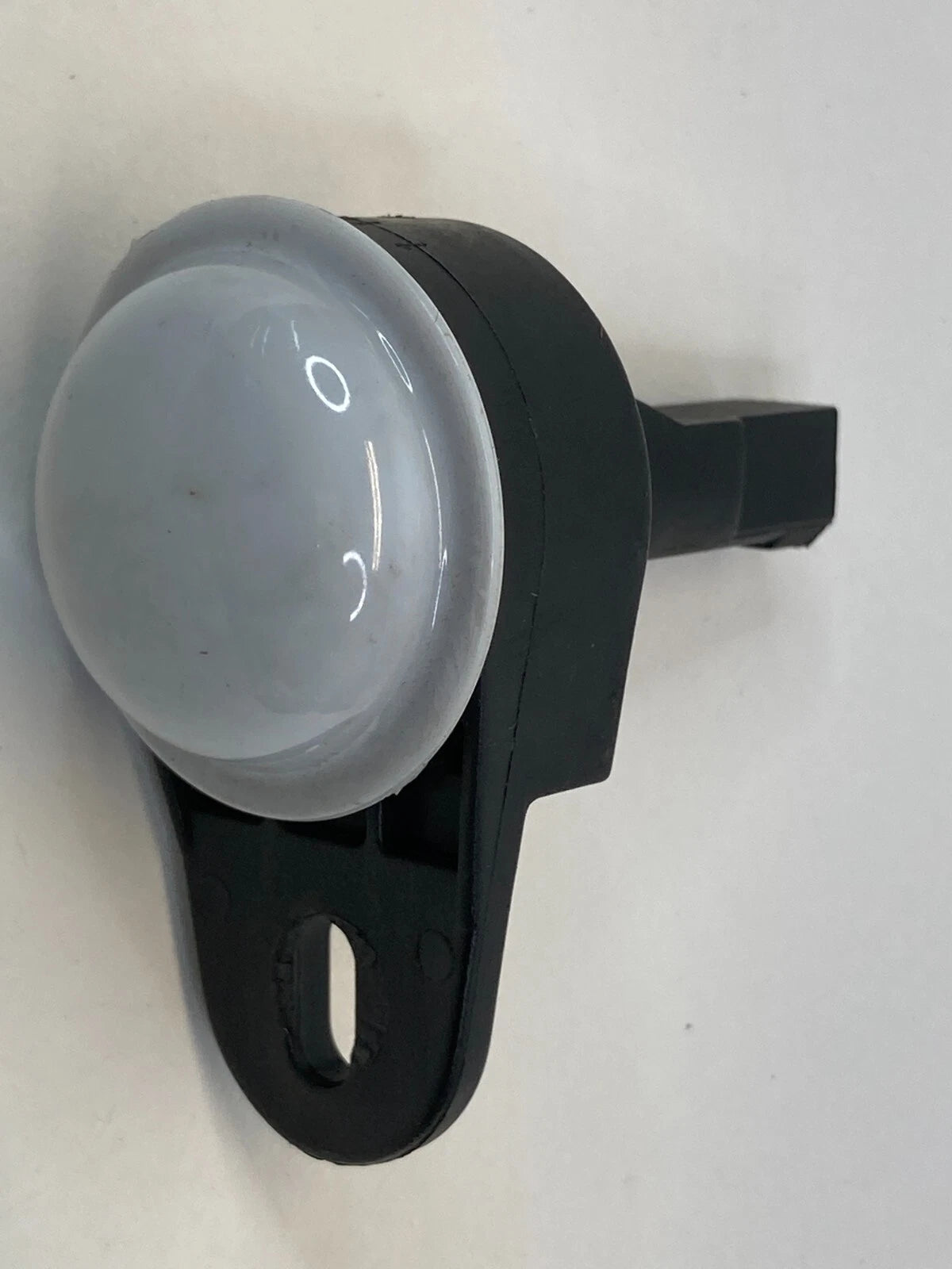 99-07 JEEP GRAND CHEROKEE UNDER DASH DASHBOARD COURTESY LIGHT LAMP 56042559AA