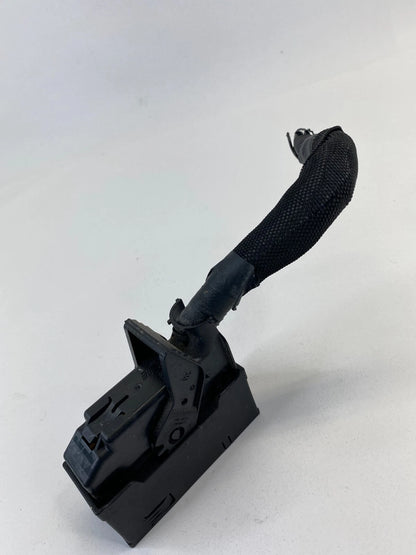 15-18 FORD FOCUS SEDAN 2.0L ABS ANTI-LOCK BRAKE PUMP PLUG CONNECTOR OEM 21419541
