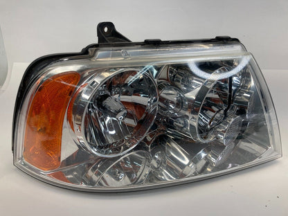 2003-2006 Lincoln Navigator Right Passenger Headlight Headlamp Assembly OEM