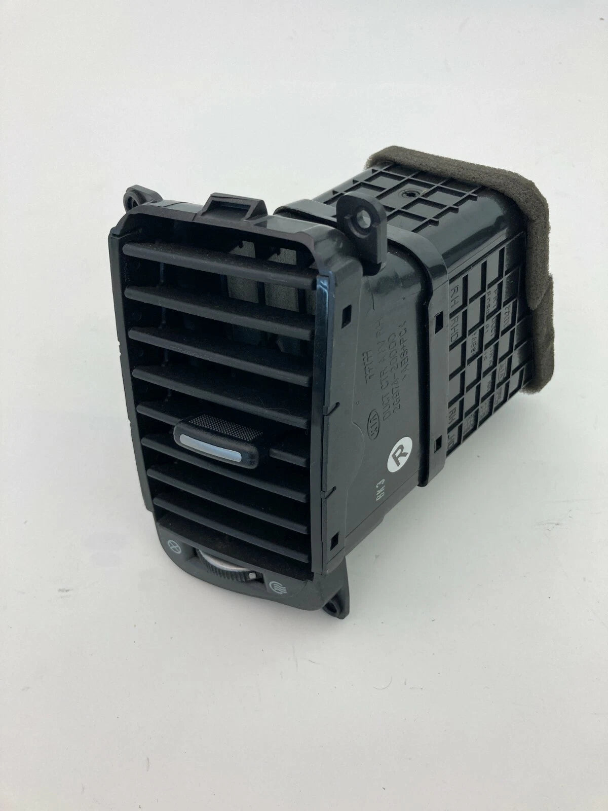 06-08 KIA OPTIMA FRONT CENTER DASH RIGHT RH AC AIR VENT HEATER DUCT 2G974-20000