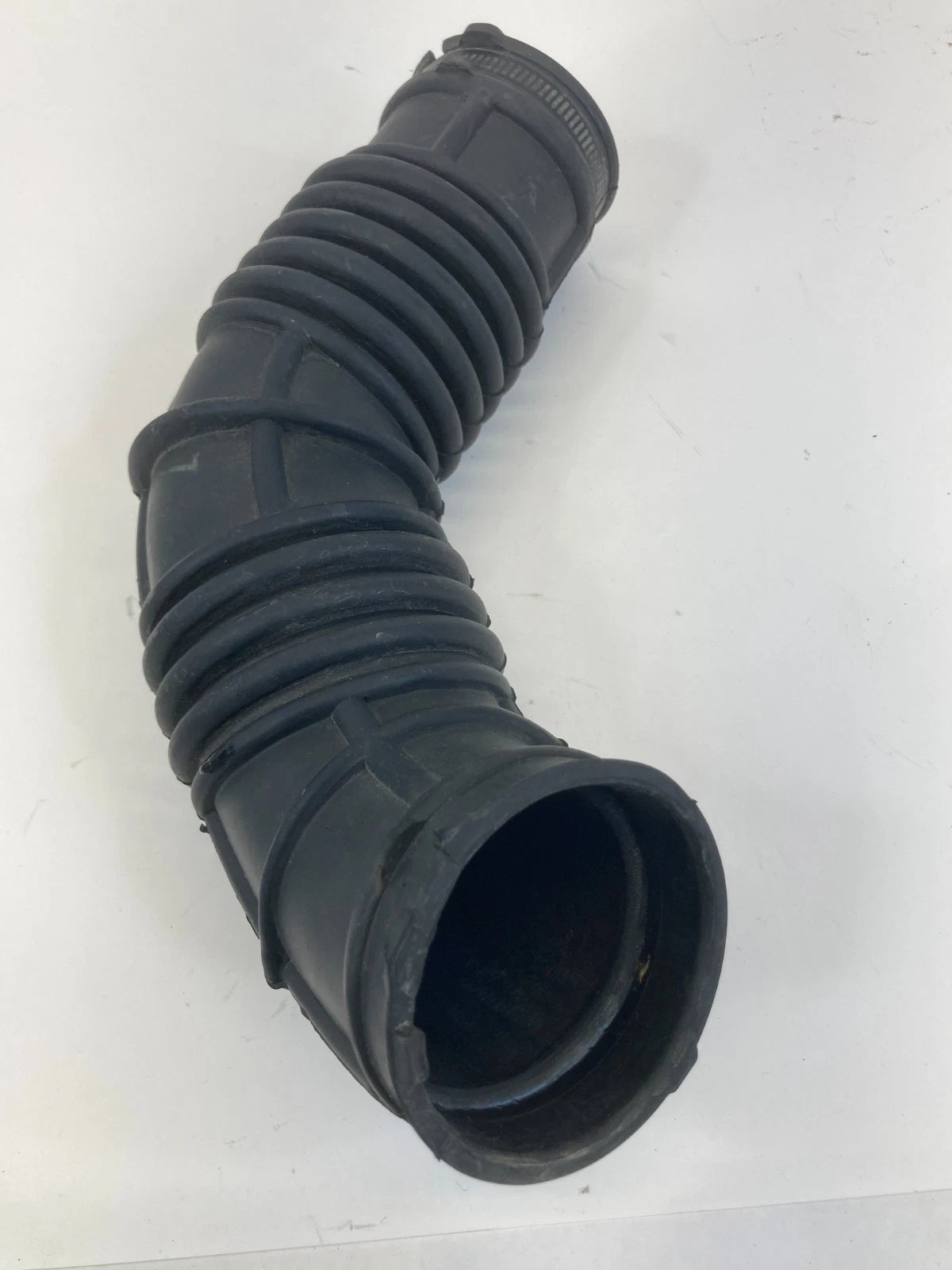2011 2012 2013 2014 CHEVROLET CRUZE 1.8L AIR INTAKE HOSE DUCT TUBE 696-093 OEM