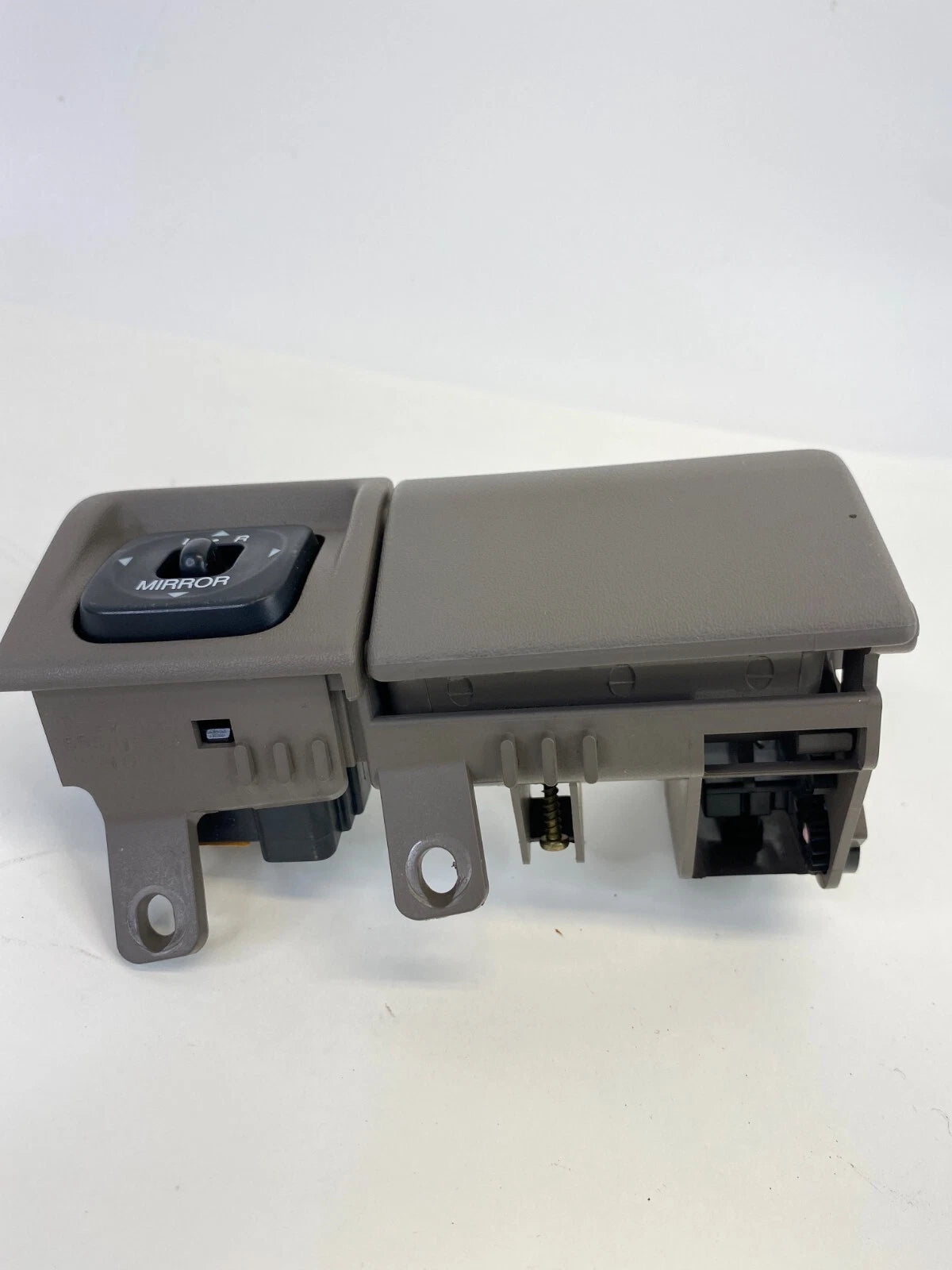 1998-2005 LEXUS GS300 DASH COIN TRAY BIN MIRROR SWITCH W/ COVER BEZEL TRIM OEM