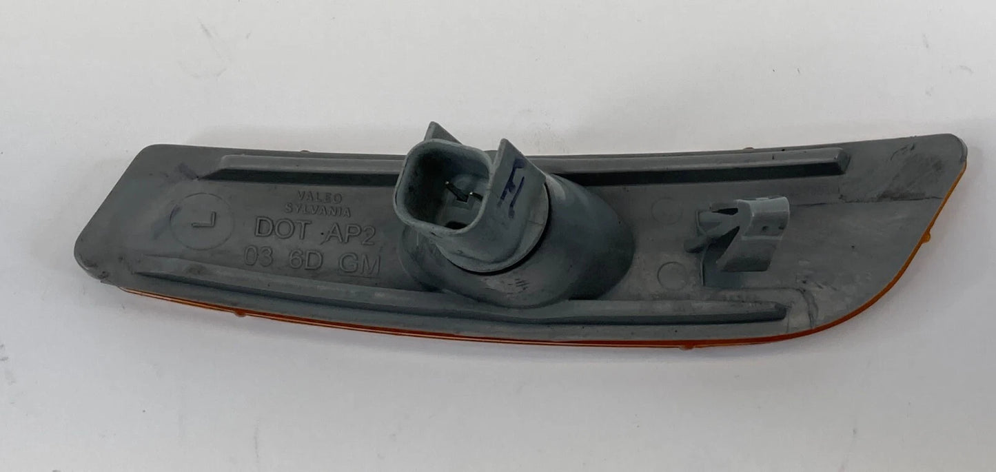 2003-2007 CADILLAC CTS FRONT LEFT SIDE BUMPER SIDE MARKER LIGHT LAMP ASSY OEM