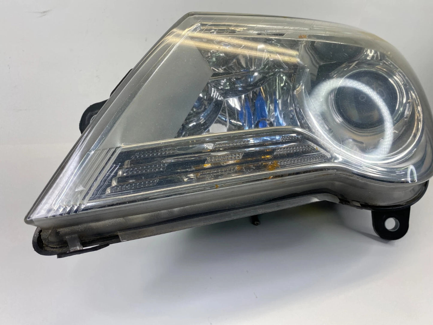 2009-2014 VW VOLKSWAGEN ROUTAN FRONT LEFT DRIVER HEADLIGHT HEADLAMP 05113439A