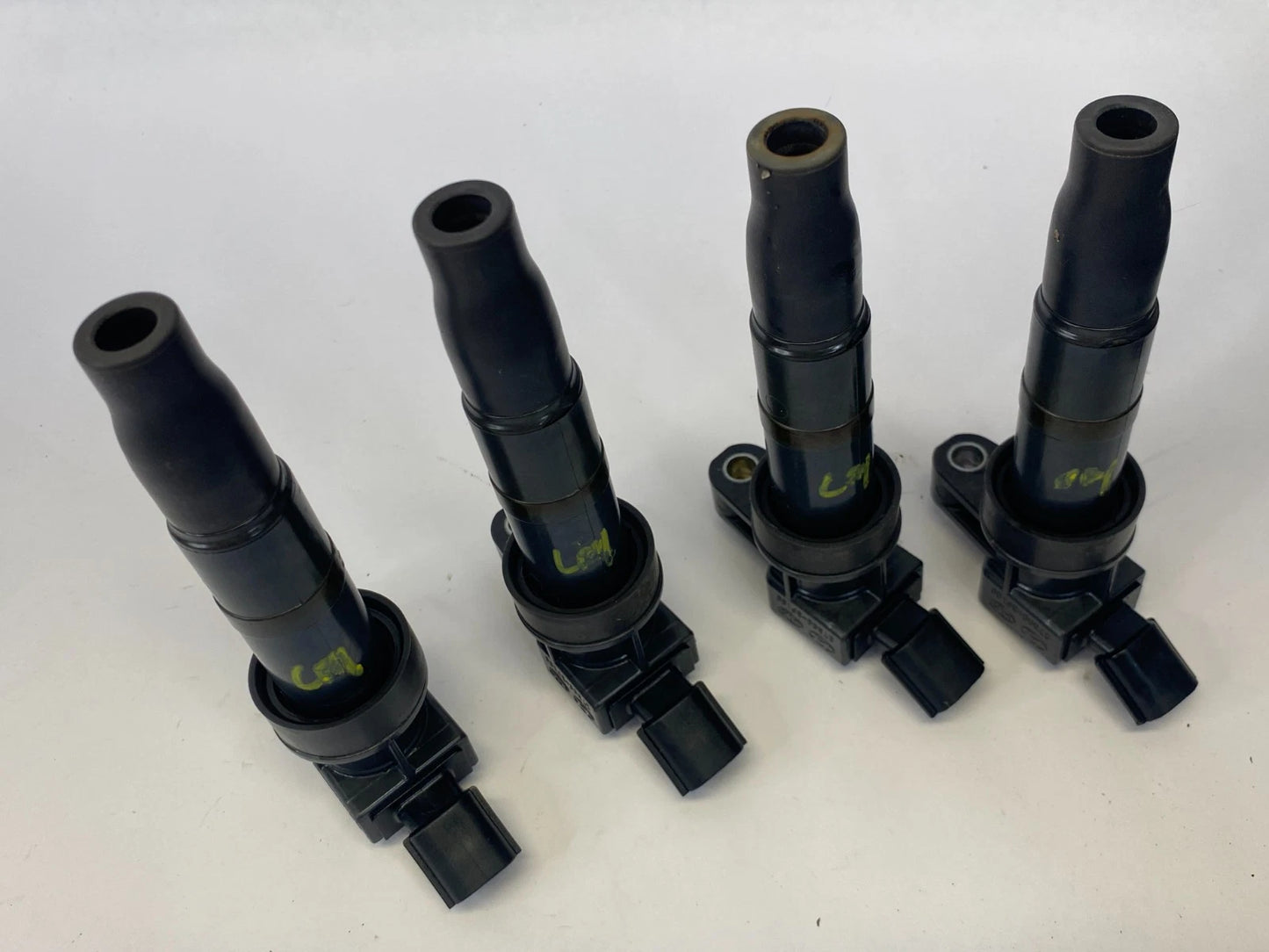 2010-2013 KIA FORTE 2.0L L4 SET OF 4 COIL ON PLUG IGNITION 27300-3F100 OEM