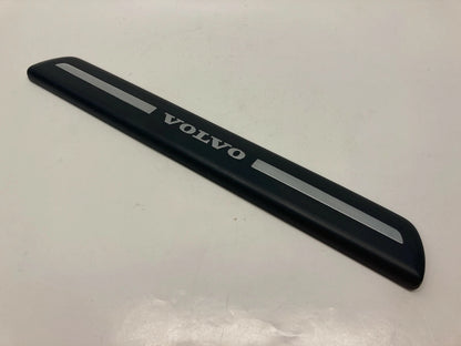 2004-2011 VOLVO S40 FRONT RIGHT DOOR SILL STEP SCUFF PLATE MOLDING 30744287 OEM