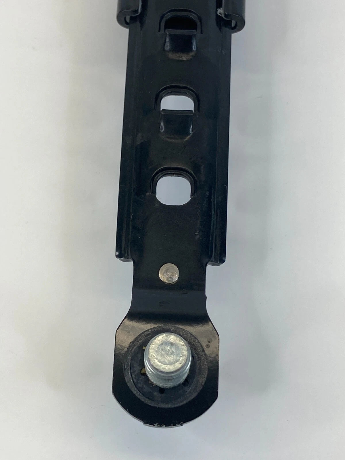 2011-2016 KIA OPTIMA FRONT RIGHT SIDE SEAT BELT HEIGHT ADJUSTER 2029264 OEM