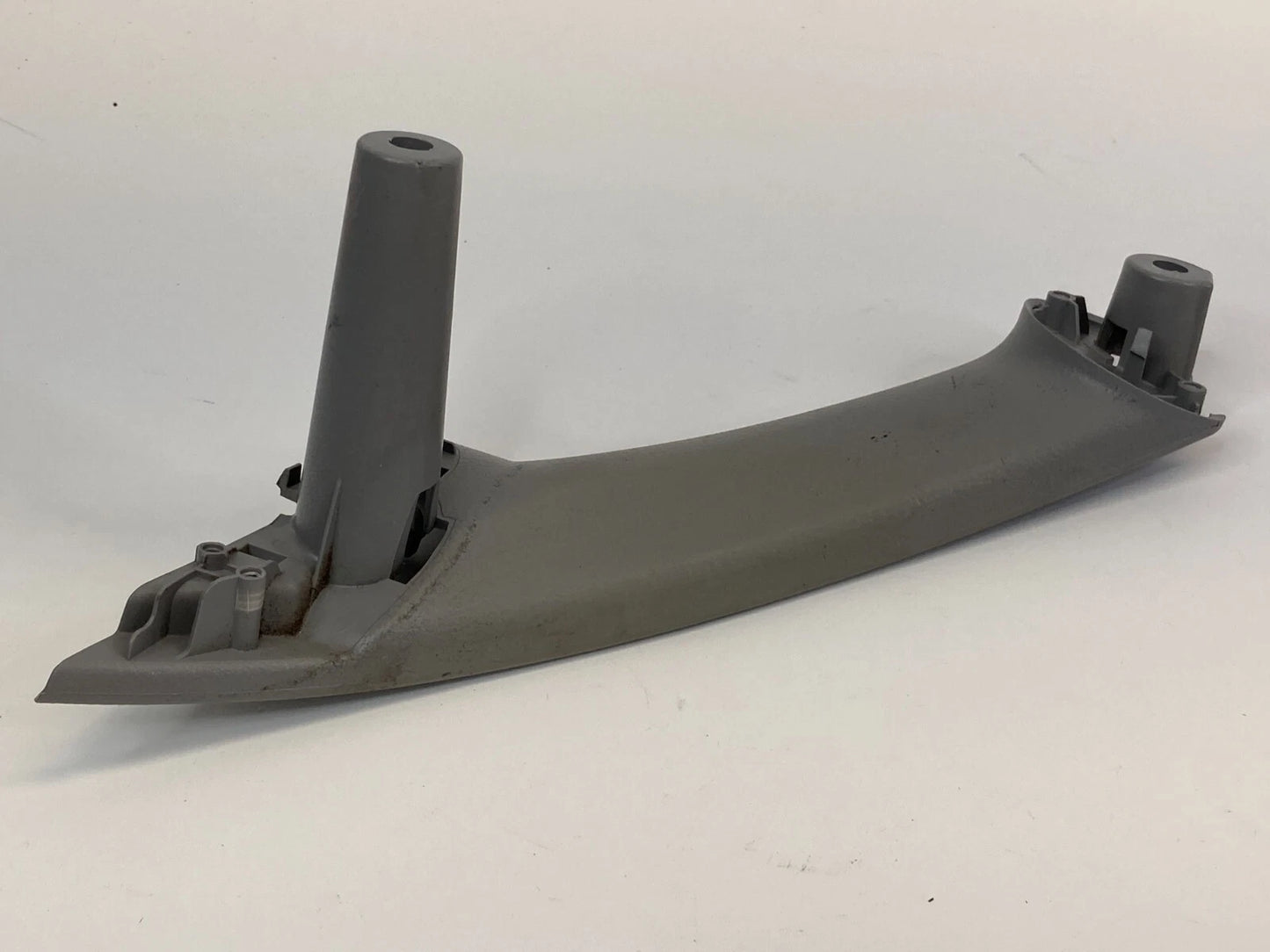 2007-2011 TOYOTA CAMRY FRONT LEFT DRIVER SIDE INNER DOOR PULL HANDLE BRACKET
