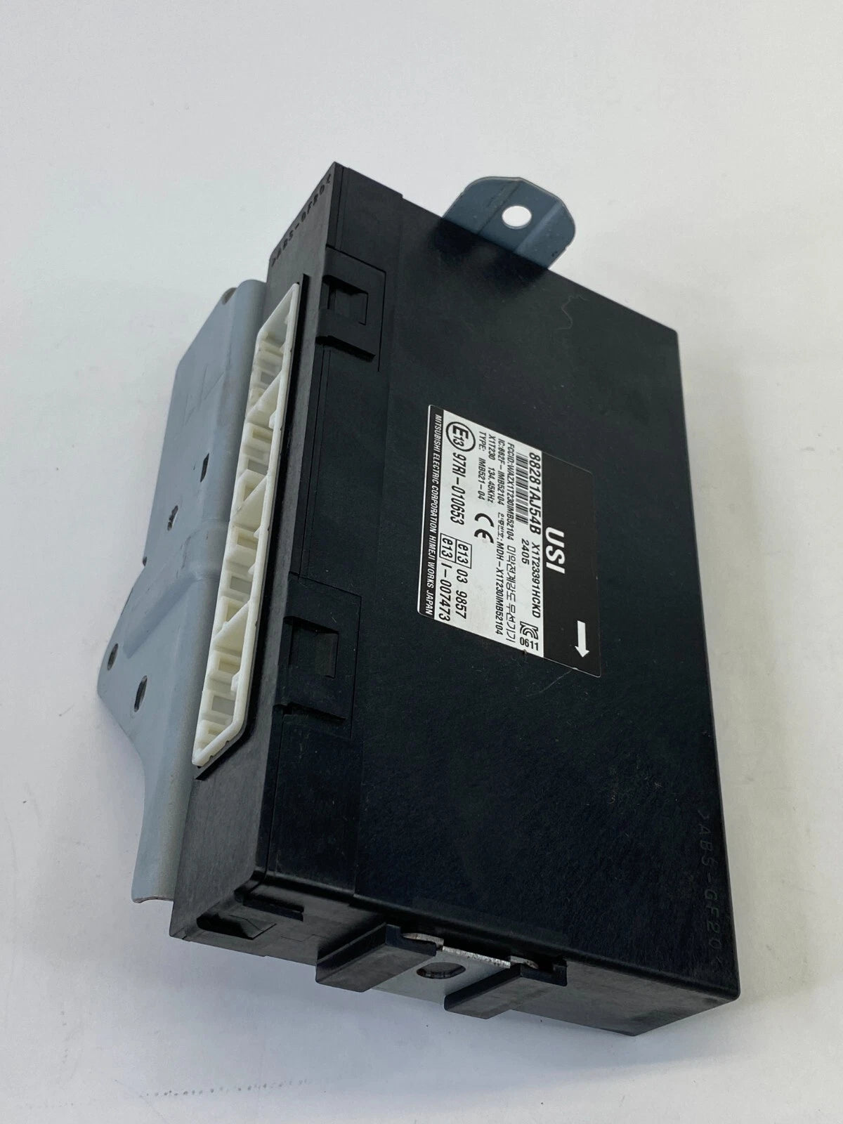 2013 2014 SUBARU OUTBACK INTEGRATED ANTI THEFT LOCKING CONTROL MODULE 88281AJ54B
