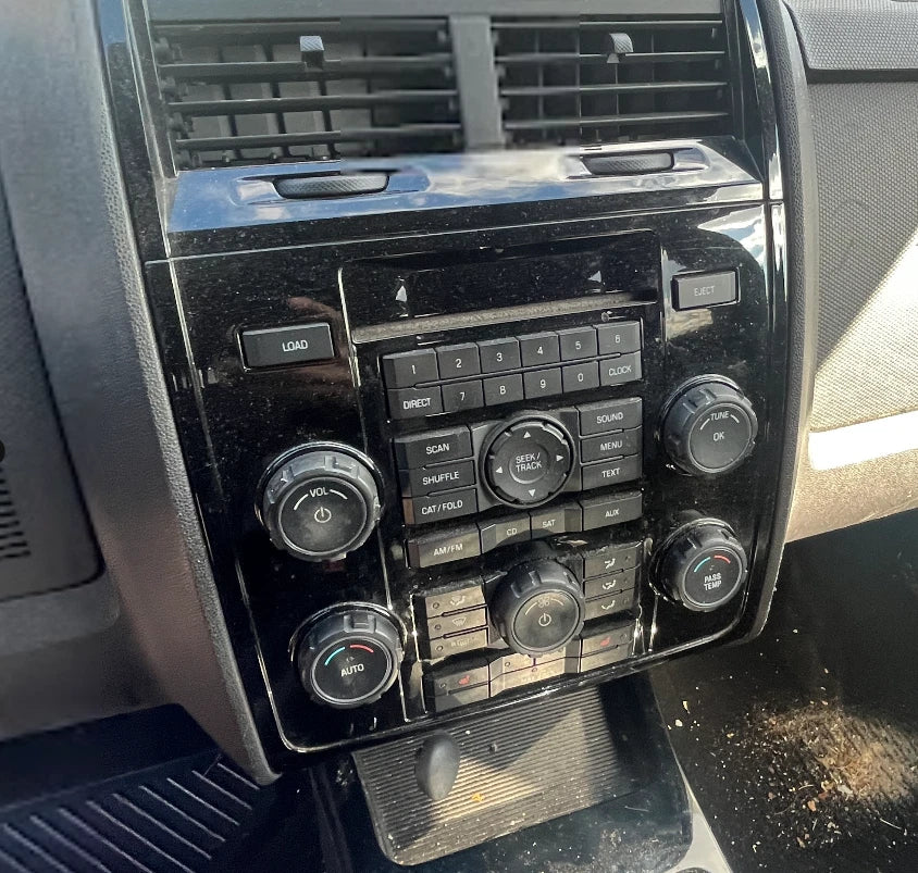 2008 FORD ESCAPE STEREO CD RECEIVER AM/FM RADIO MEDIA 8L8T-19C108-AL DEVICE OEM