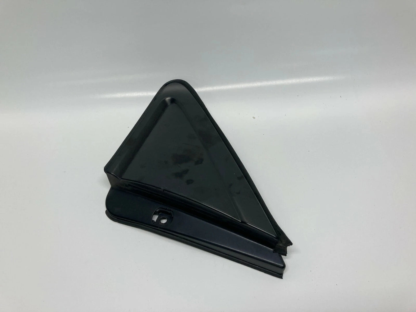 99-04 HONDA ODYSSEY FRONT LEFT FENDER EXTERIOR CORNER COVER TRIM 75495S0XAA000