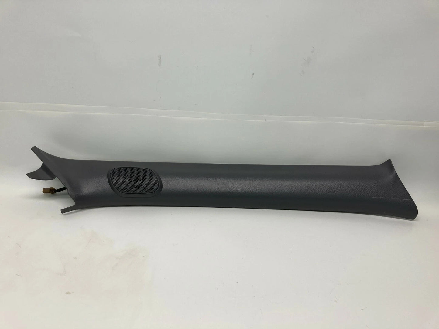 97-01 INFINITI QX4 FRONT RIGHT WINDSHIELD A PILLAR TRIM GARNISH COVER W/ SPEAKER