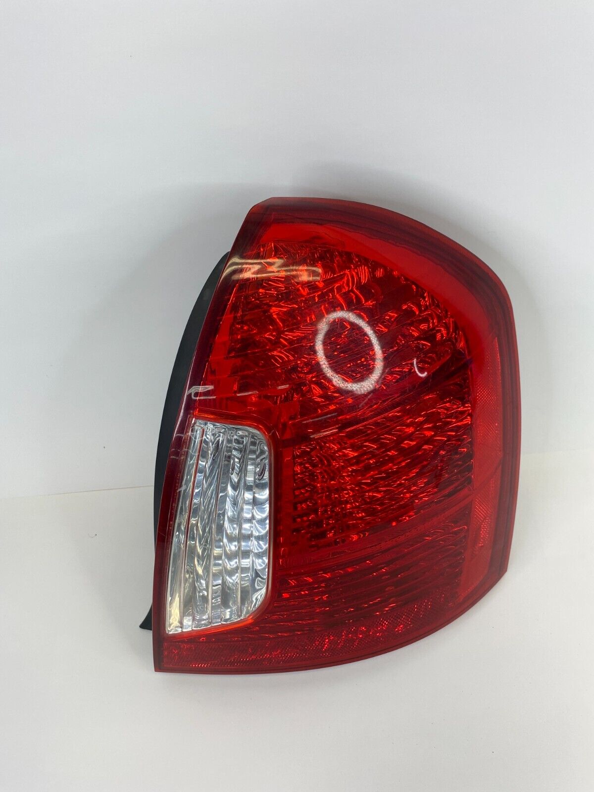 06-11 Hyundai Accent Sedan Rear Right Passenger Side Tail Light Lamp Taillight