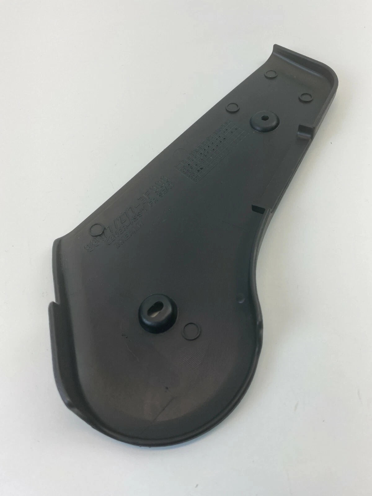 2004-2006 KIA AMANTI FRONT LEFT DRIVER SIDE LOWER SEAT COVER TRIM 88177-3F000