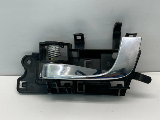 03 04 05 06 07 CADILLAC CTS FRONT LEFT DRIVER INTERIOR DOOR HANDLE LH 25707889