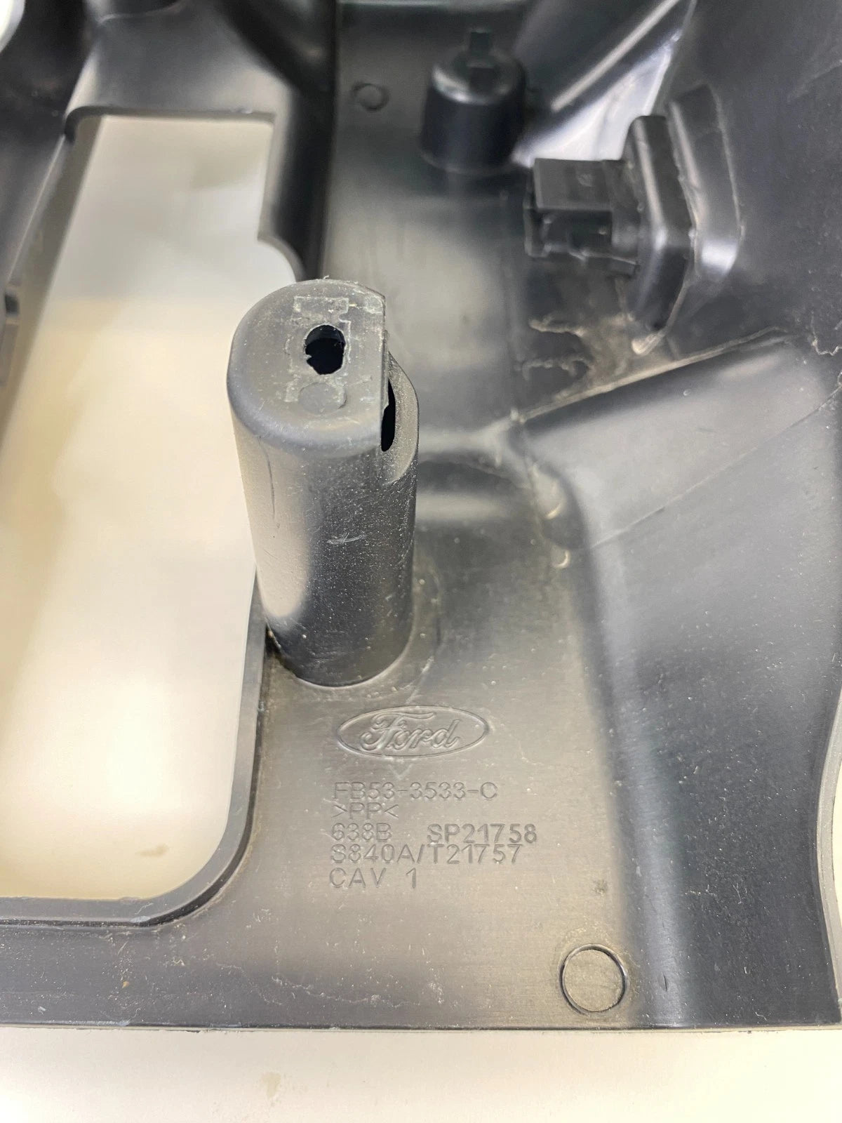 2016-2019 FORD EXPLORER POLICE INTERCEPTOR UTILITY STEERING COLUMN COVER BEZEL