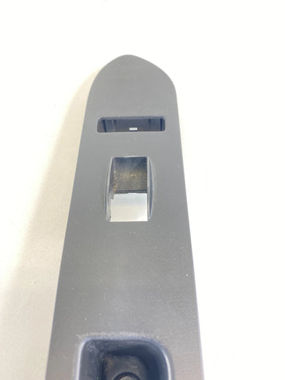 2005-2007 FORD FIVE HUNDRED FRONT RIGHT WINDOW SWITCH BEZEL TRIM 6G13-5422896-A