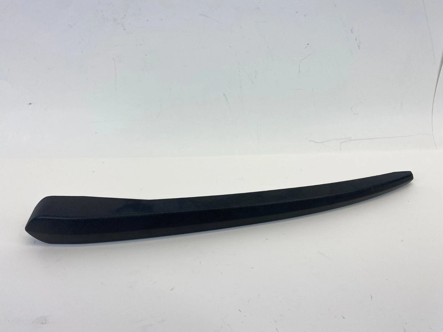 2010-2016 CADILLAC SRX REAR TAILGATE WINDOW WIPER ARM COVER TRIM 25937776 OEM