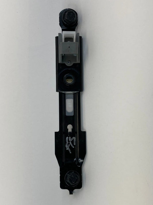 2012-2017 HYUNDAI ACCENT FRONT RIGHT PASSENGER SIDE SEAT BELT HEIGHT ADJUSTER