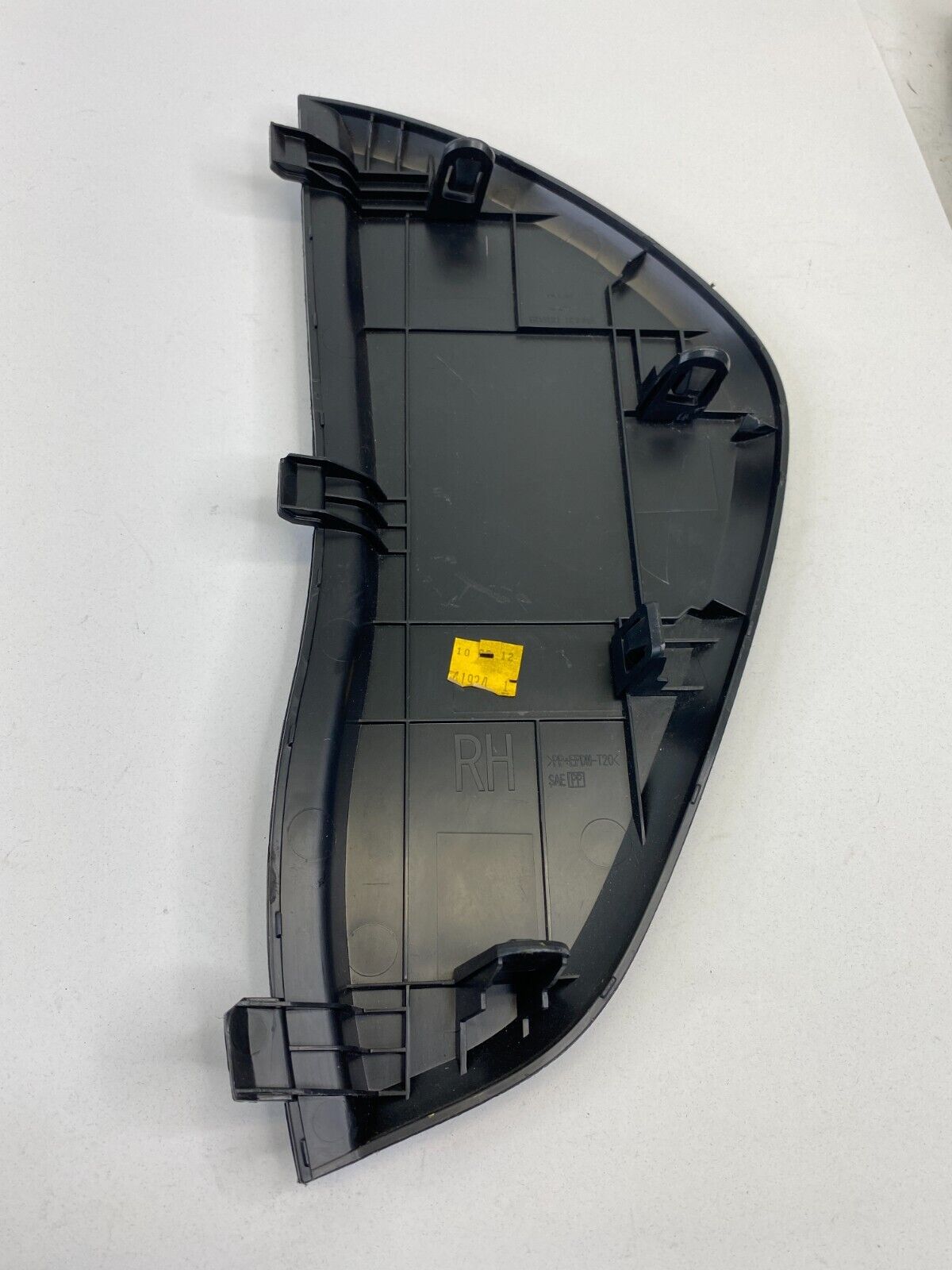 13-19 Nissan Sentra Dash Right Passenger Side End Cap Cover Trim 68498-3SG0A OEM