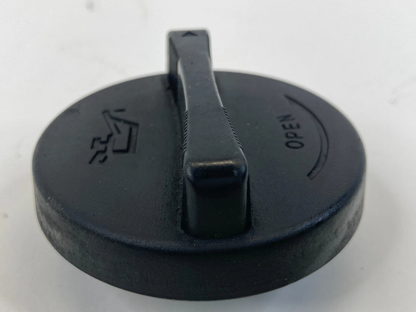 2005-2010 KIA SPORTAGE 2.0L L4 4 CYLINDER ENGINE OIL FILLER FLUID CAP OEM