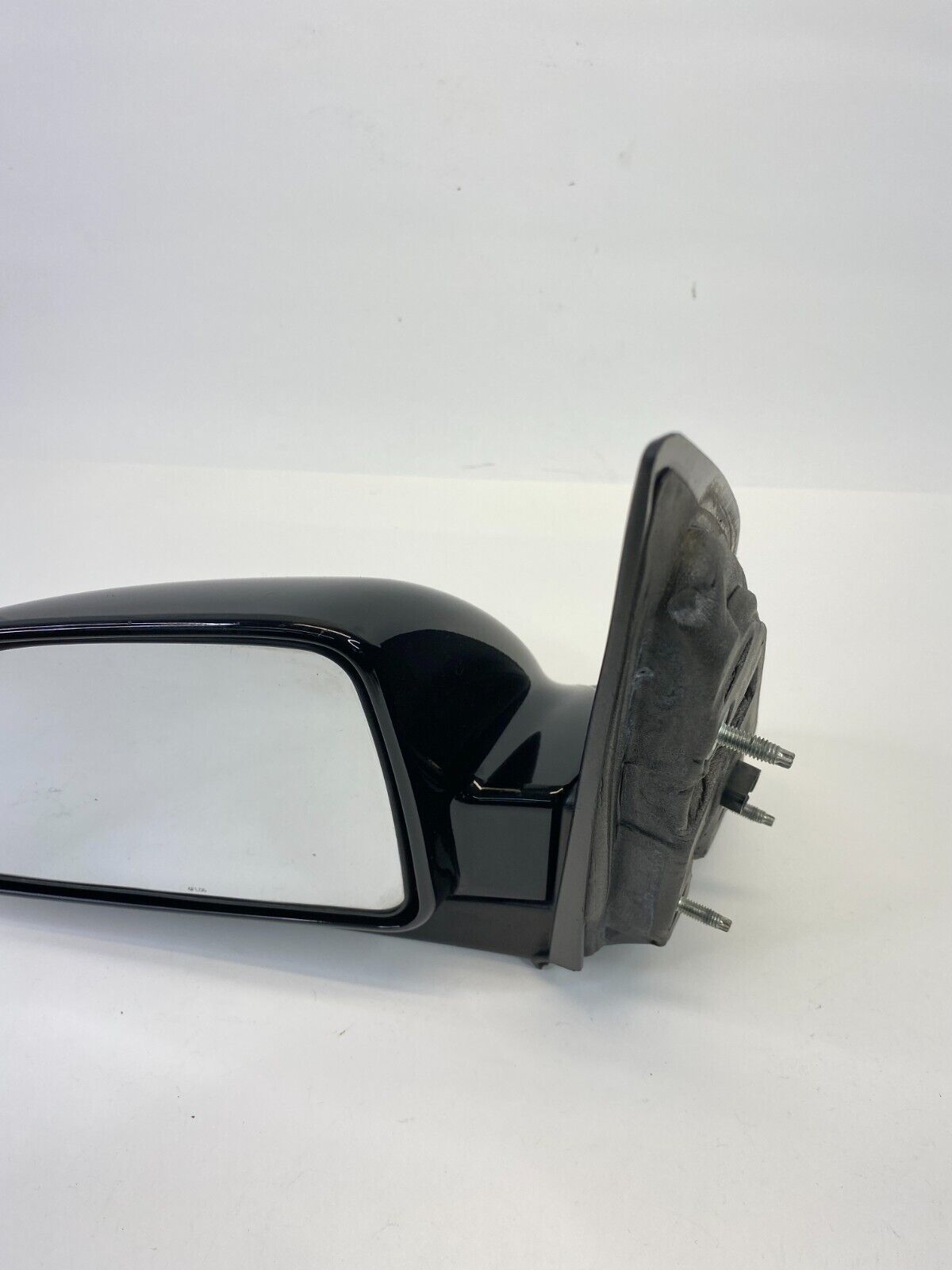 2004 2005 2006 2007 Saturn Vue Front Left Driver Side View Power Door Mirror OEM